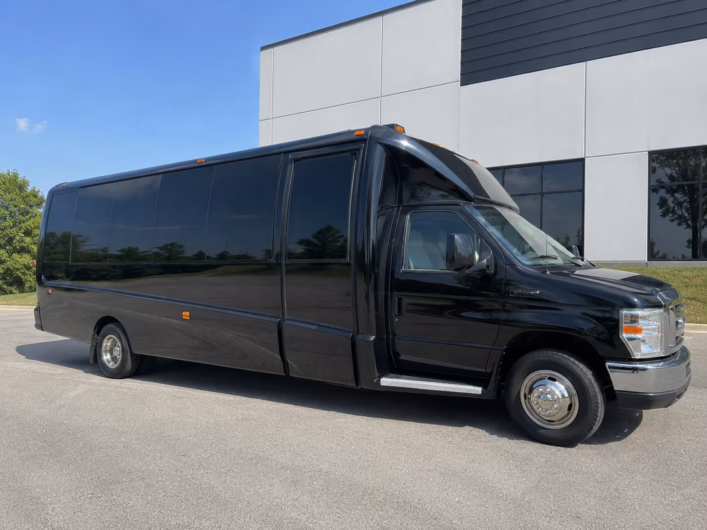 Fayetteville Bachelor & Bachelorette Transportation group transportation
