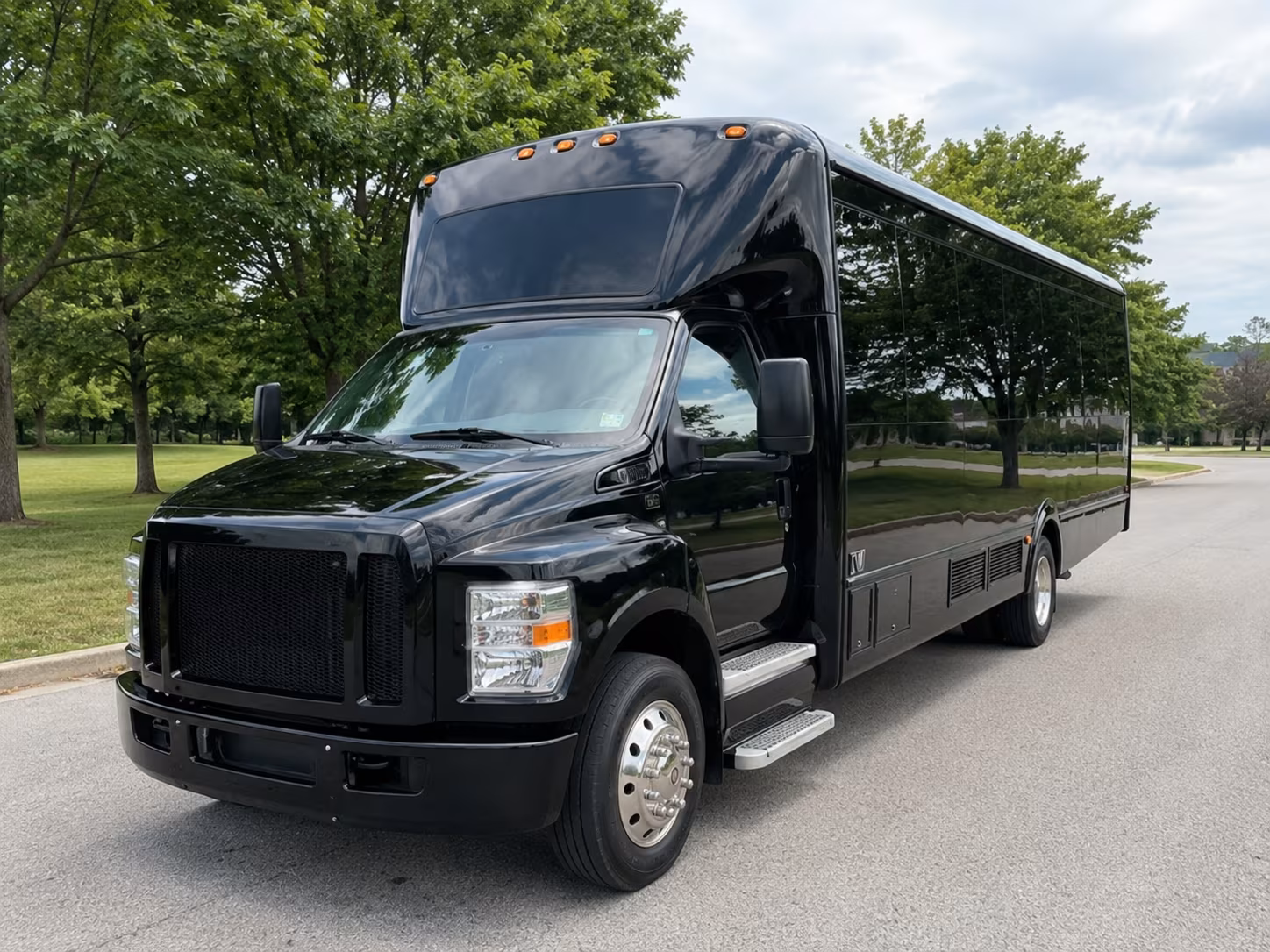 Fayetteville Birthday, Sweet 16, & Quinceañera Transportation party bus exterior
