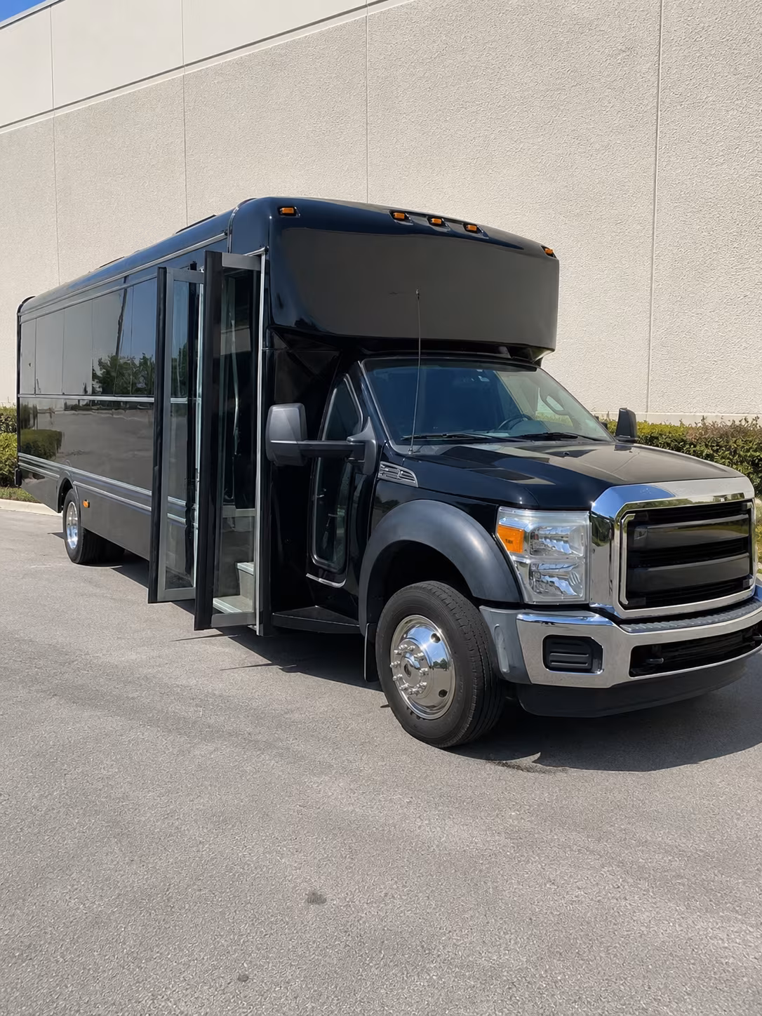 Fayetteville Birthday, Sweet 16, & Quinceañera Transportation party bus interior