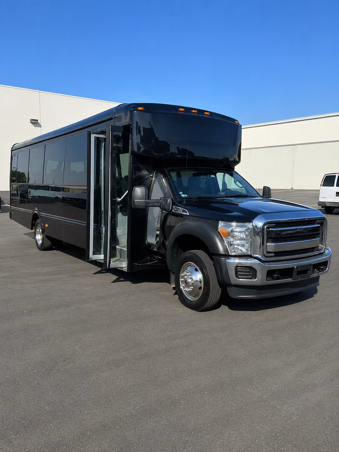 Fayetteville Wedding Transportation party bus exterior